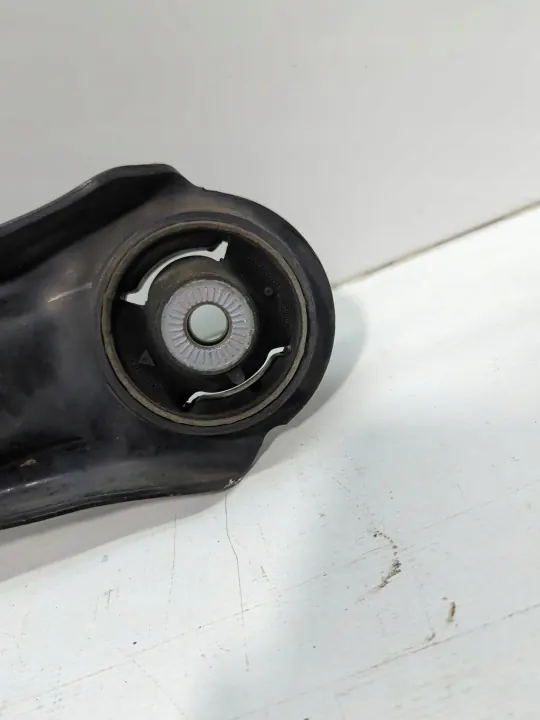 Front Left Control Arm VW Passat B8 2015 3Q0407151A image 3
