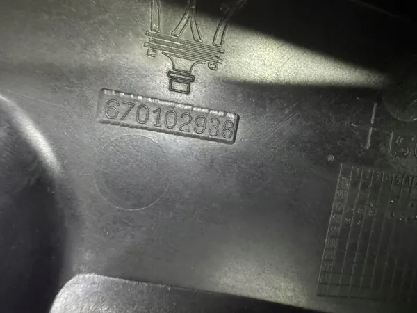 Innenraumfiltergehäuse Maserati OE OEM 670102938 image 3