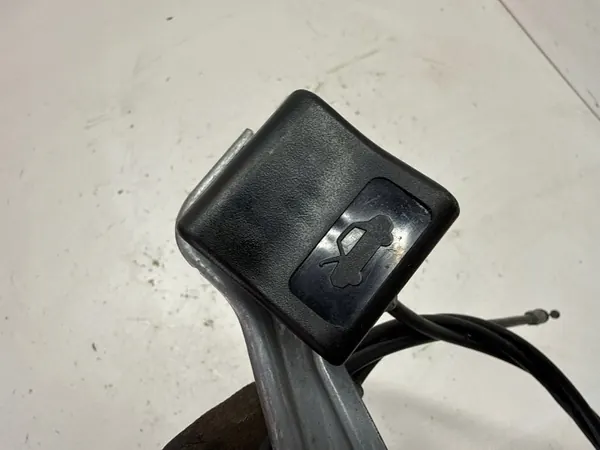 Subaru Impreza V motorkapkabel OEM 57330FL13A image 5