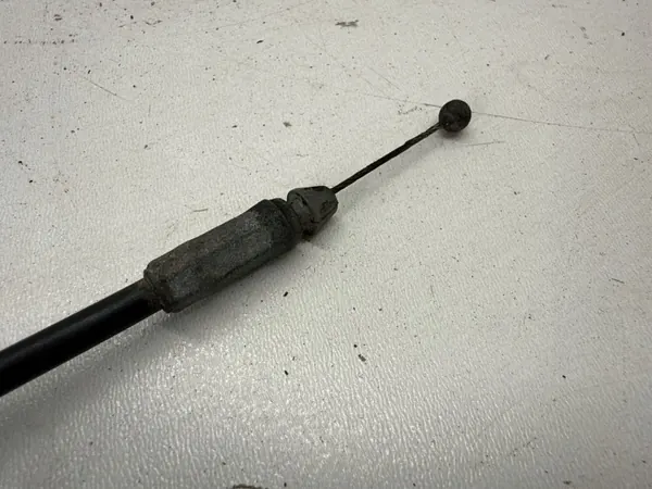 Subaru Impreza V motorkapkabel OEM 57330FL13A image 6