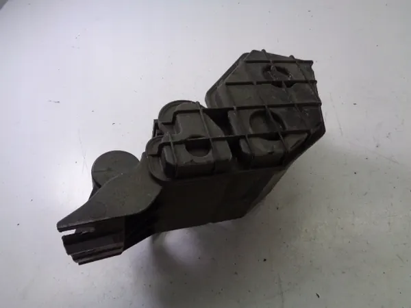 Filtro de carbón OEM 6700332870 para Maserati Levante 3.0 V6 image 2