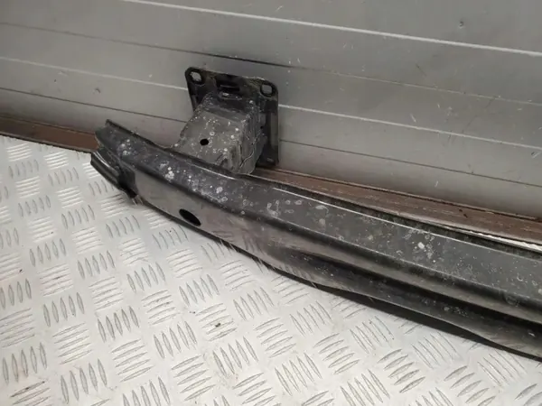 Audi Q3 8U Heckstoßstangen-Träger OEM 8U0807006 image 4