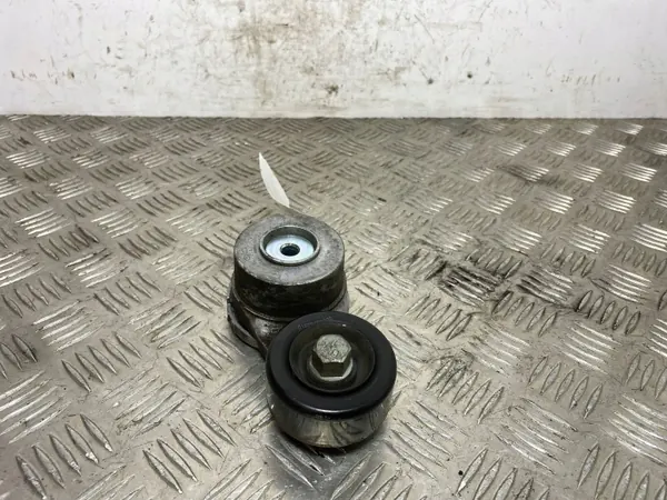 Hyundai Tucson Alternatorriemspanner OEM 32000044 image 3
