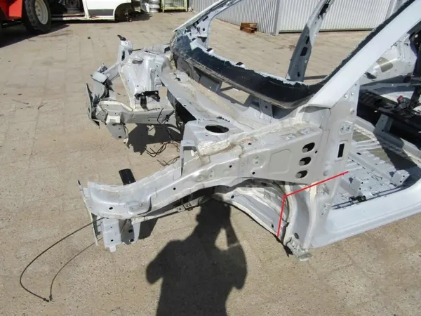 BYD ATTO 3 25R Linker Vorderer Längsträger - Gebraucht image 2
