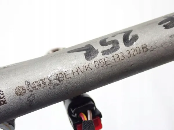 Inyector OEM 026150006Z para VW Golf VIII 1.5 TSI image 4