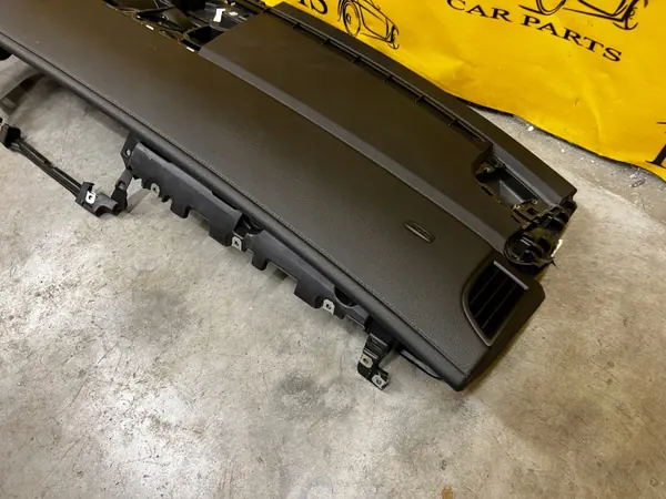 Consola de tablero OEM cuero negro 2 airbags Porsche Panamera image 7