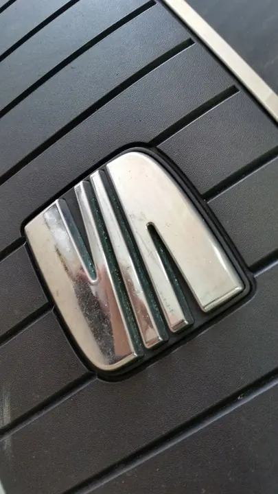 Grill Front Seat Ibiza IV 6J0853651 image 4