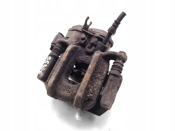 BMW Taka jarrupuristin OEM 32345699 520d Dieselille image 2