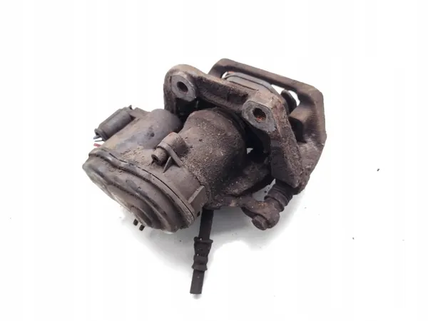 BMW Taka jarrupuristin OEM 32345699 520d Dieselille image 5