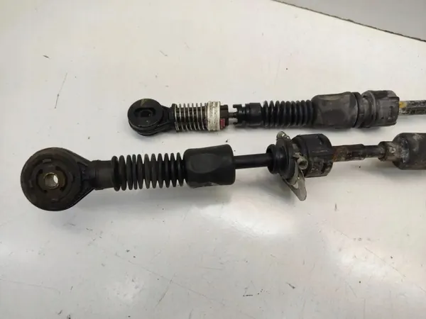 Enlace de cambios Kia OE OEM D007LH5 - Usado image 3