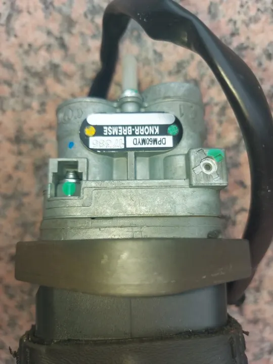 IVECO STRALIS Handbremshebel OEM DPM60MYD image 3