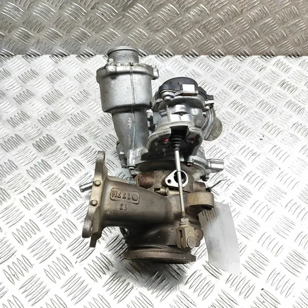 Turbo Audi A3 Sportback 06H145710C 2.0L 140kW image 4