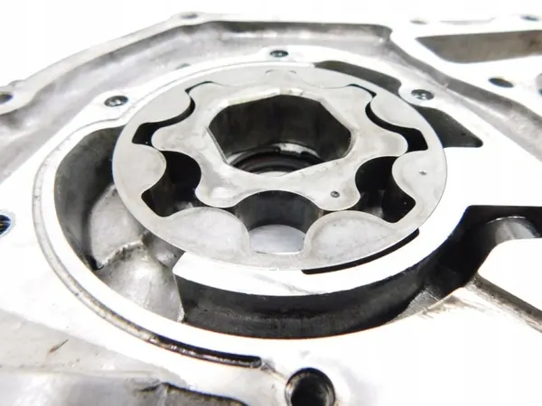 Pompe à huile OEM 37018201 pour Opel Vectra C 1.9 CDTI image 8