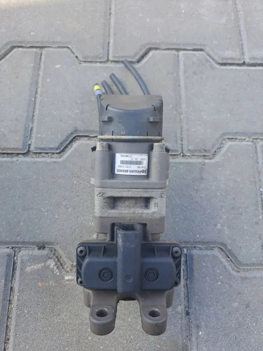 Bremspedalventil OEM 21390592 für Renault Premium image 2