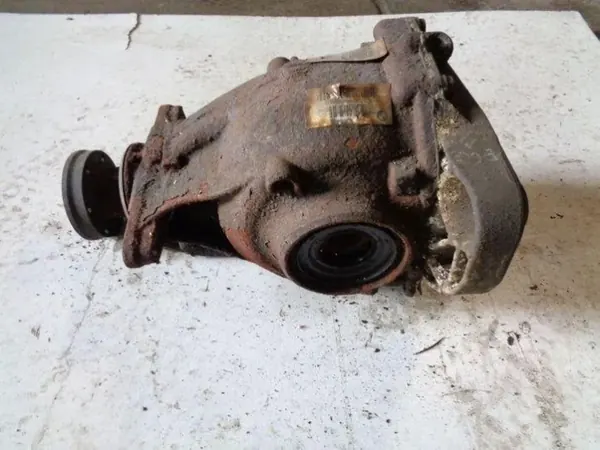 SCANIA Hinterachsgetriebe 7570472 2.5L Diesel 130kW 2008 image 3