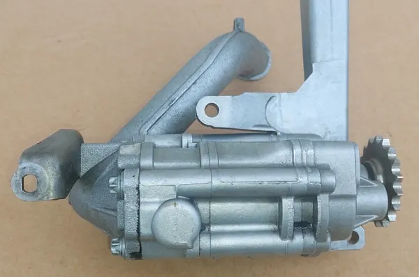 Mercedes oljepump OEM 6281810201 för W220 W163 W211 image 3