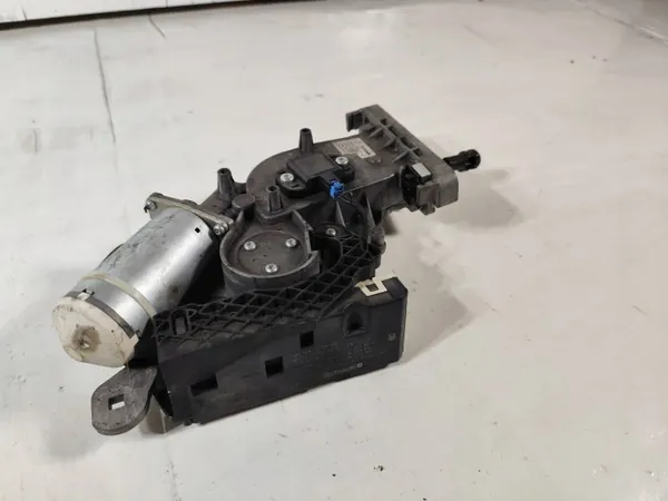 Actuateur de coffre Mercedes E W212 OEM A2128203742 image 2