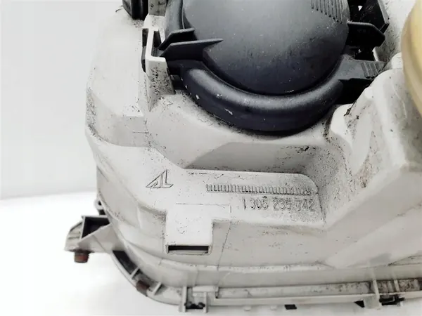 Rechter koplamp Mercedes C-Klasse W203 Lift 04-06 OEM image 7