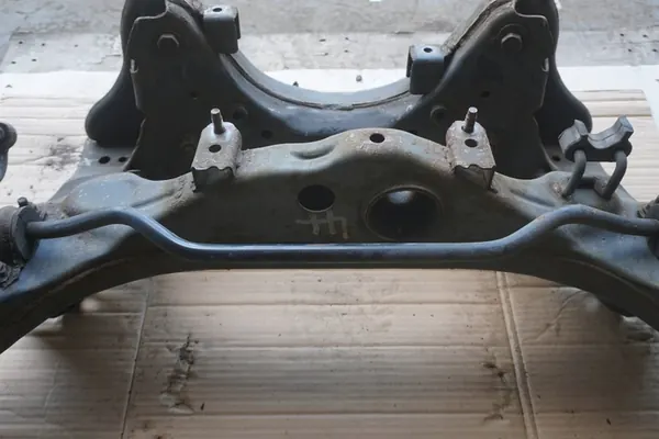 NISSAN QASHQAI+2 2013 J10 2.0B 4X4 Trave Posteriore 55400JD60A image 9