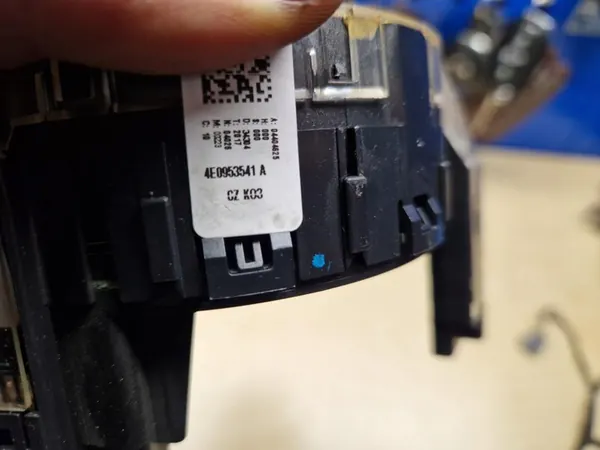 Audi A4 B7 A6 C6 A8 D3 Q7 4L Airbag-Spirale 4E0953541A image 3