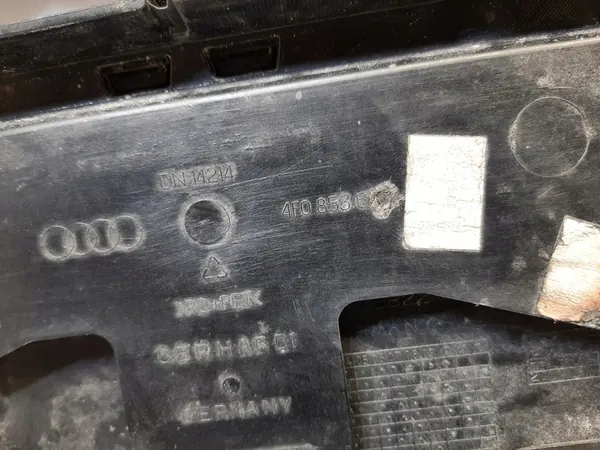 AUDI A6 C6 S Line Front Grill 4F0853651AJ image 9