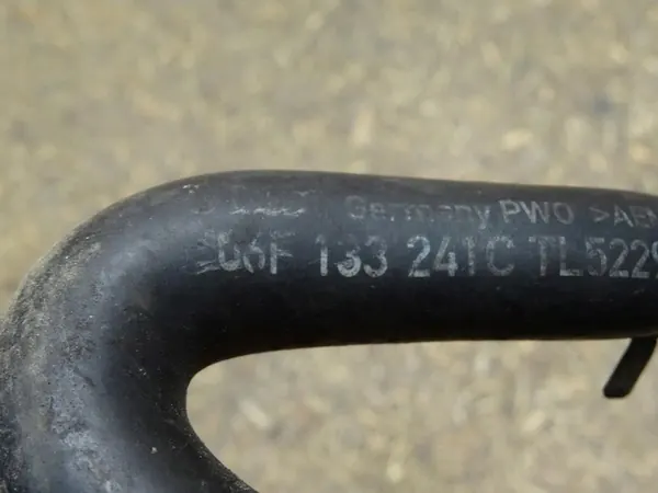 A3 8P GOLF V 1.4 TSI Mangueira de Vácuo Sensor 1K0612041BT image 5