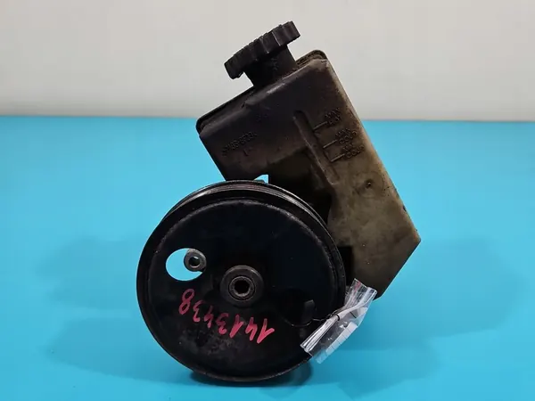 Bomba de direção assistida Jeep Cherokee KJ 3.7 V6 OEM 52088710AE image 2