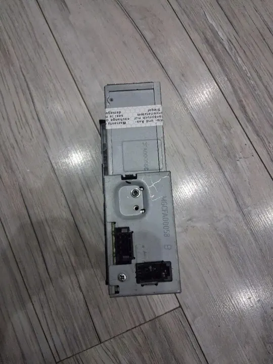 Trocador CD Audi OEM 8T1035110A - Estado usado image 4