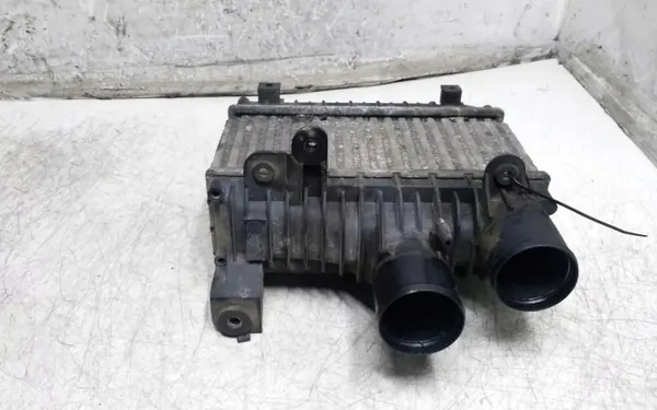 Intercooler-jäähdytin OEM 0G010 Toyota Avensis 2.0L image 2