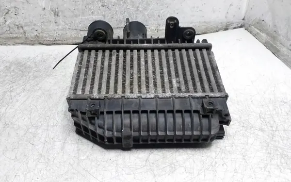 Intercooler-jäähdytin OEM 0G010 Toyota Avensis 2.0L image 3