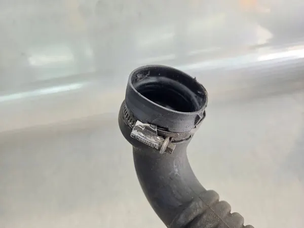 Turbo-Luftschlauch Opel Vivaro A Renault Trafic II image 4