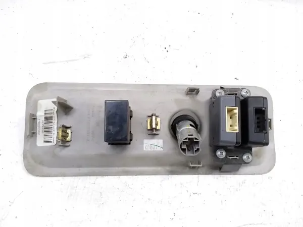 Chrysler Town & Country 2011 taka-12V-pistorasia OEM 1CP85ES3AD image 6