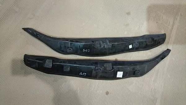 OEM 7395550 Oikea lokasuojan vaahto - Käytetty image 2