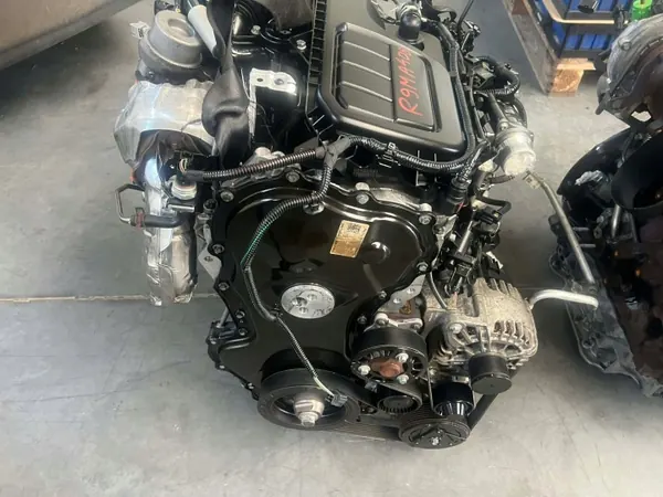 Motor con Bomba R9MA408 para Trafic III 1.6 DCI image 4