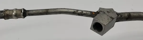 Conducto de aceite Porsche OE usado OEM 7P5411813 image 4
