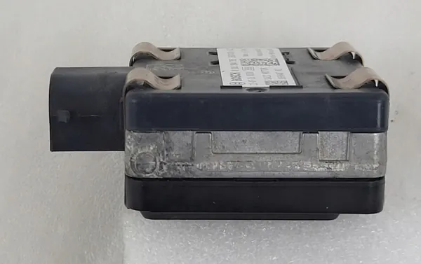 Radarsensor OEM 10966407 für MG ZS ACC-System image 8