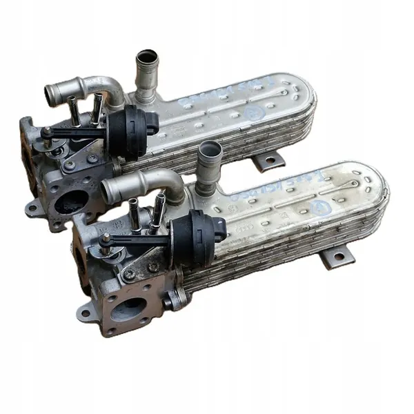 EGR-jäähdytin VW SEAT SKODA 03G131513J image 3