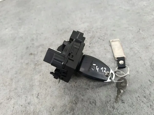 Break Volvo V50 d'occasion OEM 30667665 image 3