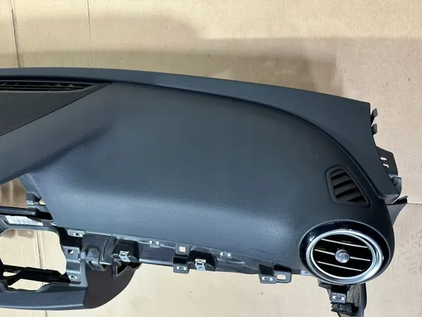 Kojelauta OEM A2136809404 Mercedes E-luokka W213 image 5