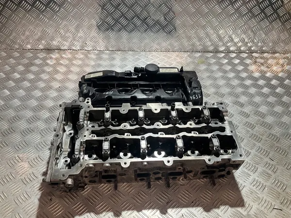 Valve Cover Mercedes C207 W207 2.2 CDI 651911 R651016 image 3