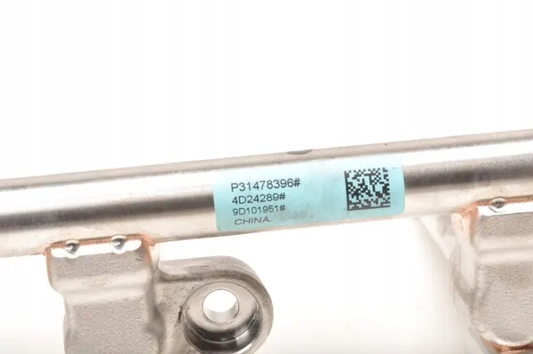 Carril de inyección Volvo XC70 OEM 31478396 2.0L image 3