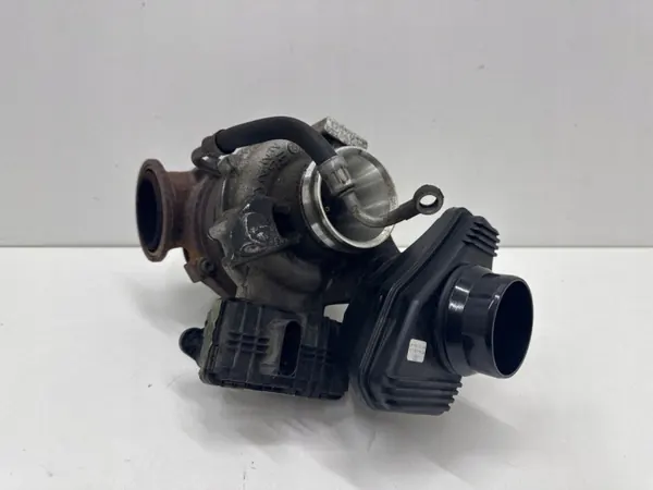 Turbo BMW 5 Touring F11 3.0L Diesel 2015 OEM 7823202 image 2