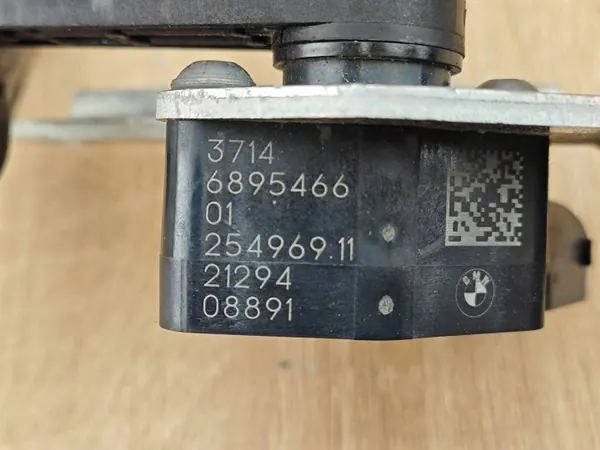 Koplampniveausensor OEM 6895466 Links Voor BMW image 3