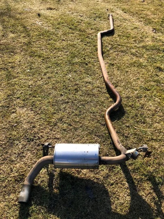 BMW OEM 8518877 Silenciador Completo de Escape image 2