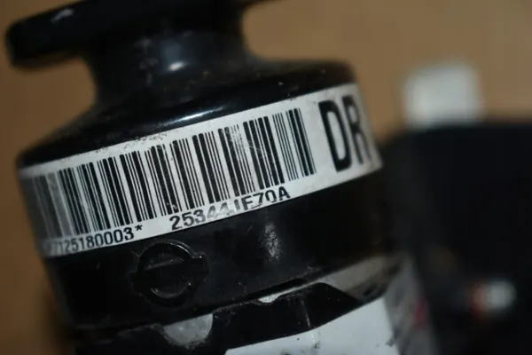Höger Stänkskärm OEM 25344JF70A för Nissan GT-R R35 image 3