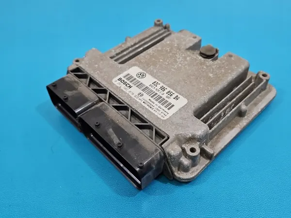 Unidade de controlo motor VW Golf V 1.6 FSI 03C906056BA image 2