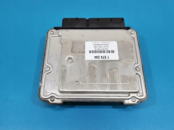 Unidade de controlo motor VW Golf V 1.6 FSI 03C906056BA image 5