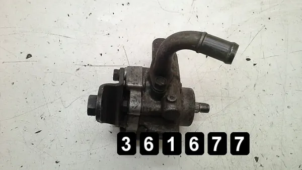 Pompe de direction assistée Mazda OEM AM-361677 Occasion image 3