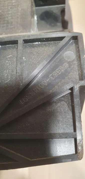 Apoio de braço Citroen C4 Cactus usado OEM image 7