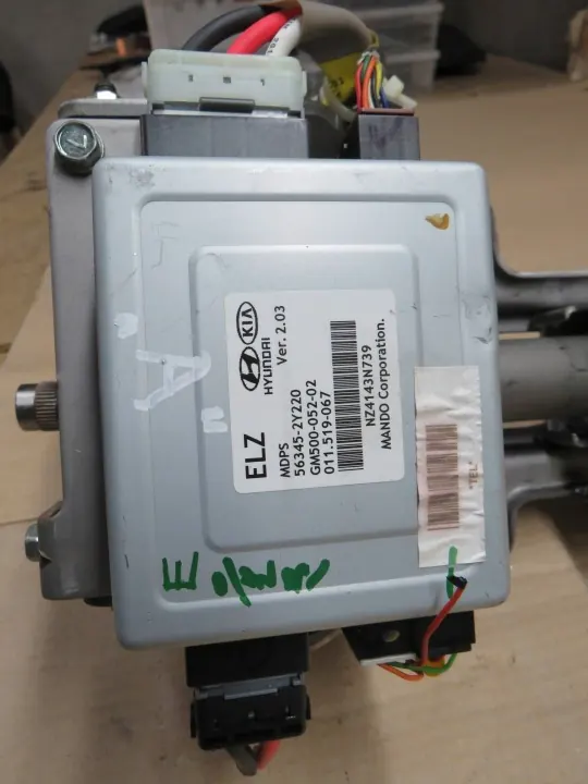 Colonne de direction électrique Hyundai IX35 OEM 563452Y220 image 9
